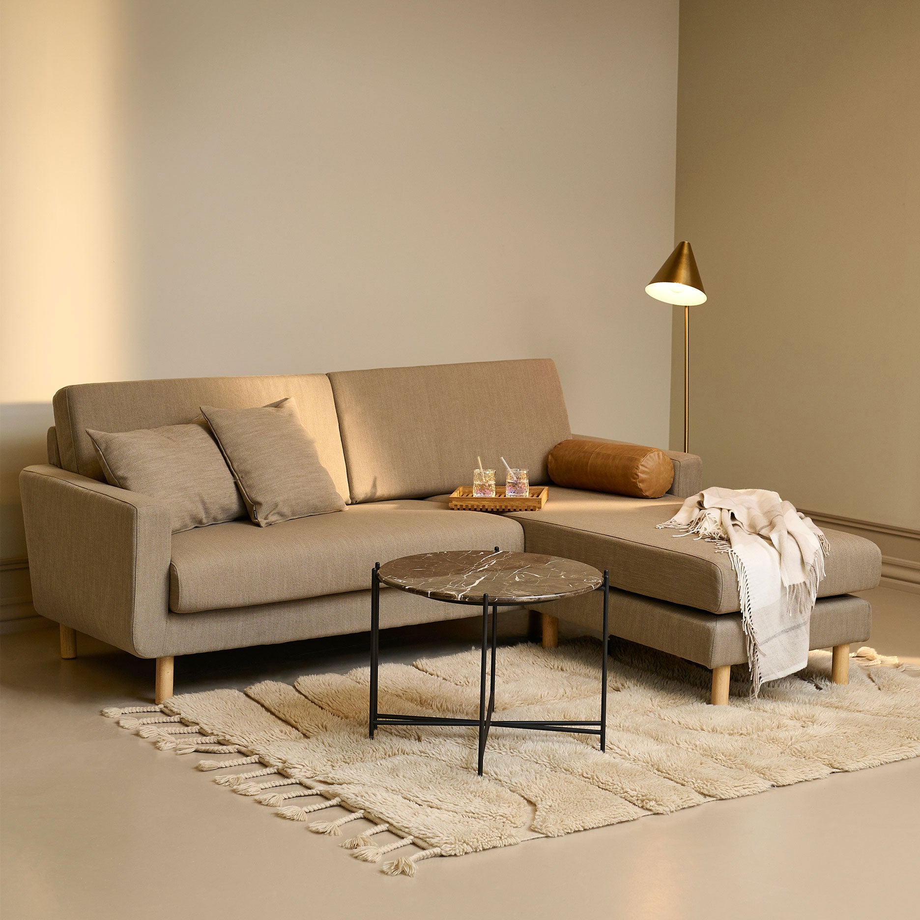 Viola III sofabord i marmor Ø6